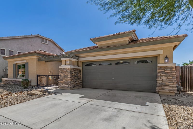 18721 E Swan Dr, Queen Creek, AZ 85142