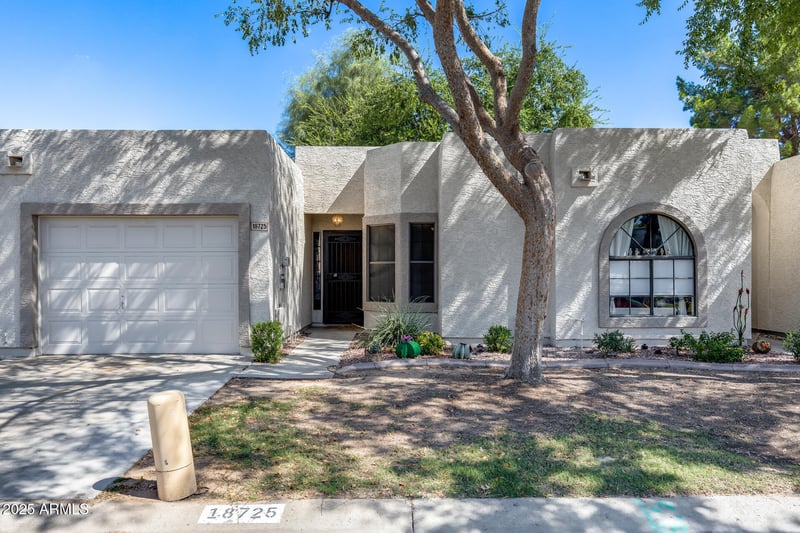 18725 92nd Dr, Peoria, AZ 85382