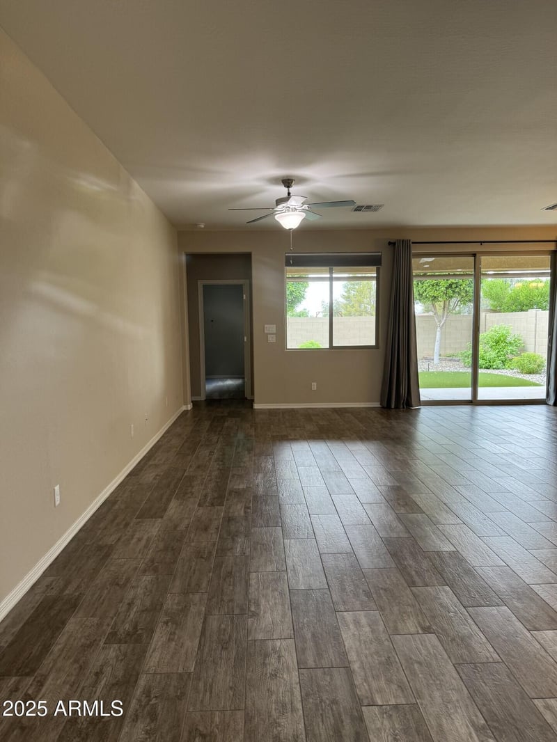 18728 51st Dr, Glendale, AZ 85308