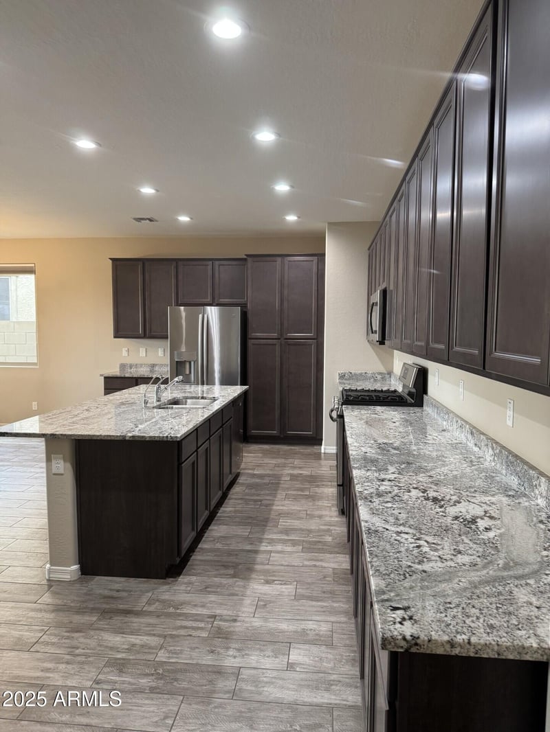 18728 51st Dr, Glendale, AZ 85308