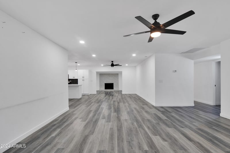1873 Ellis Dr, Tempe, AZ 85282