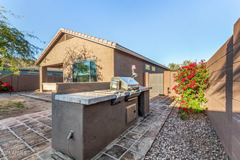 1873 W Owens Way, Anthem, AZ 85086