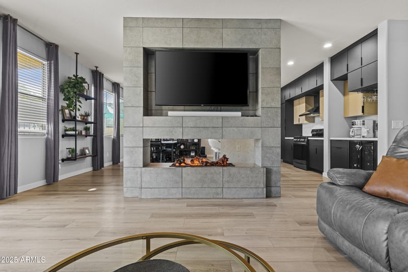18731 Oregon Ave, Litchfield Park, AZ 85340