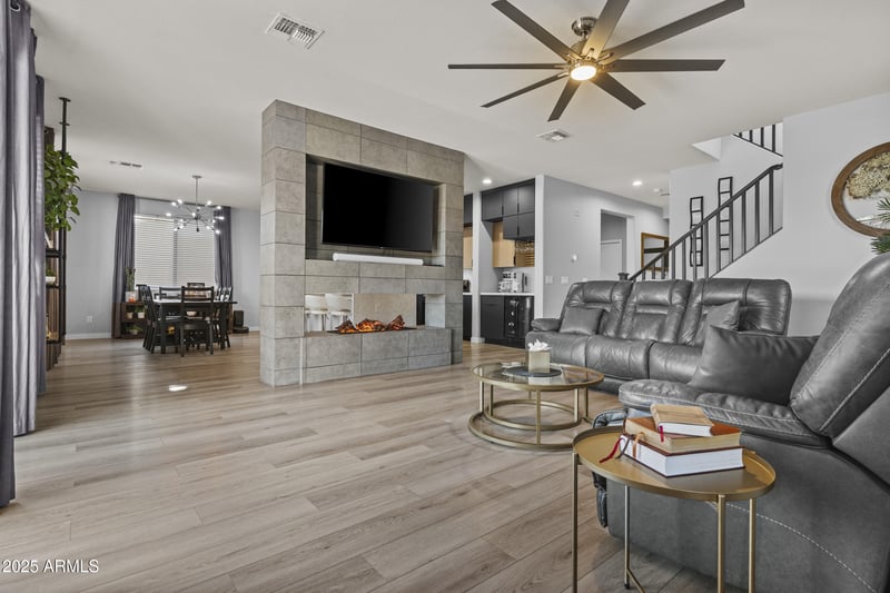18731 Oregon Ave, Litchfield Park, AZ 85340