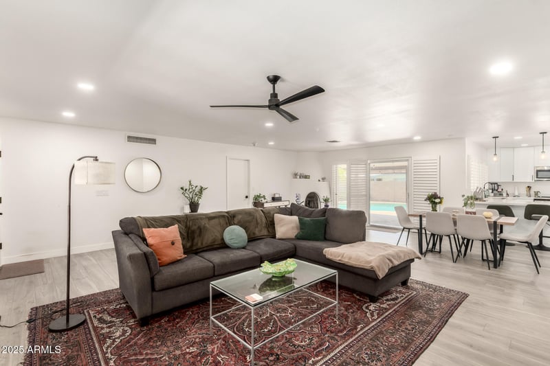 1875 Auburn Dr, Tempe, AZ 85283