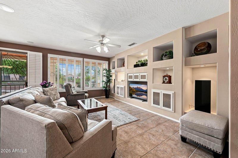 18757 N Avila Dr N, Surprise, AZ 85387