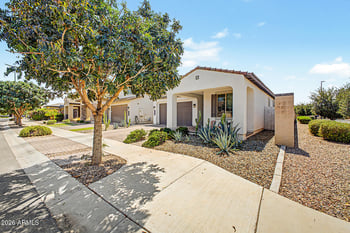 1876 S Huish Dr, Gilbert, AZ 85295