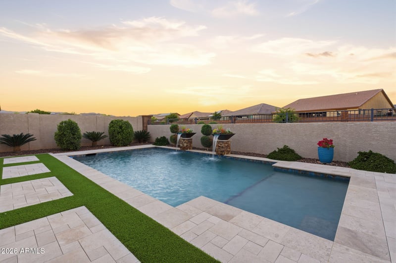 18762 Christy Dr, Surprise, AZ 85388