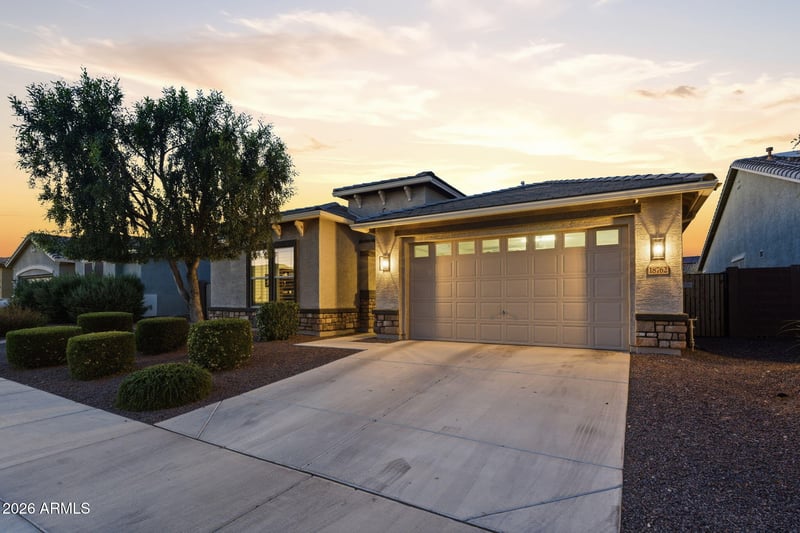18762 Christy Dr, Surprise, AZ 85388