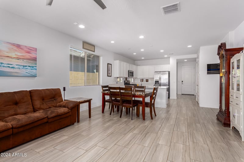 18767 Canterbury Dr, Surprise, AZ 85388