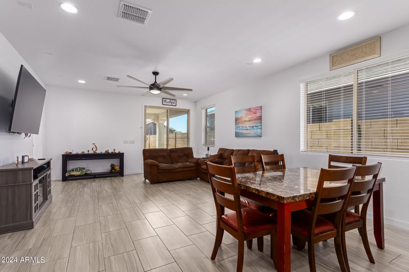 18767 Canterbury Dr, Surprise, AZ 85388