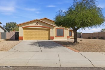 1877 157th Dr, Goodyear, AZ 85338