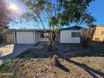 1880 Coconino Dr, Apache Junction, AZ 85120