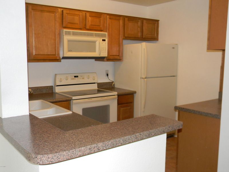 1880 E Morten Ave #110, Phoenix, AZ 85020