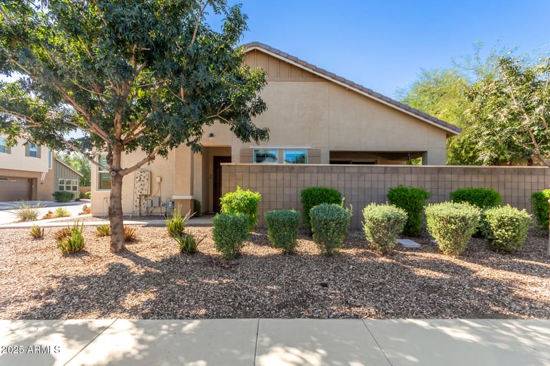 1880 Lantana Dr, Chandler, AZ 85286