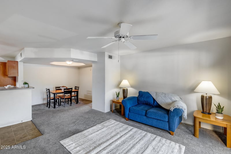 1880 Morten Ave #121, Phoenix, AZ 85020