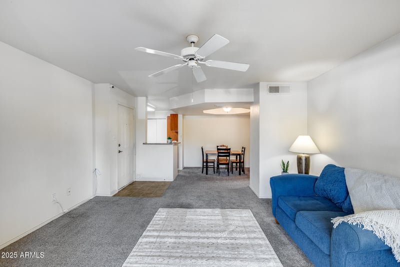 1880 Morten Ave #121, Phoenix, AZ 85020