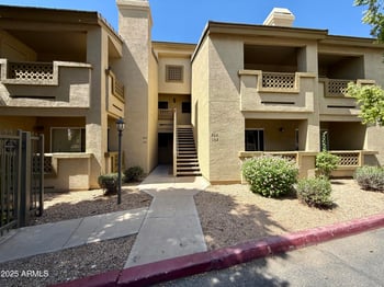 1880 Morten Ave #202, Phoenix, AZ 85020