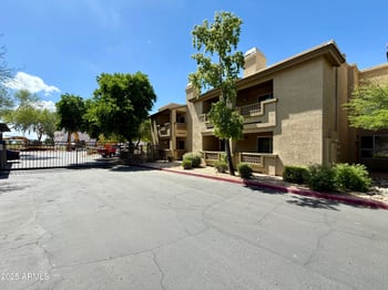 1880 Morten Ave #202, Phoenix, AZ 85020