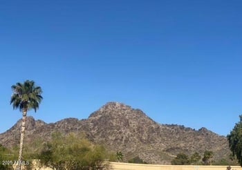 1880 Morten Ave #202, Phoenix, AZ 85020