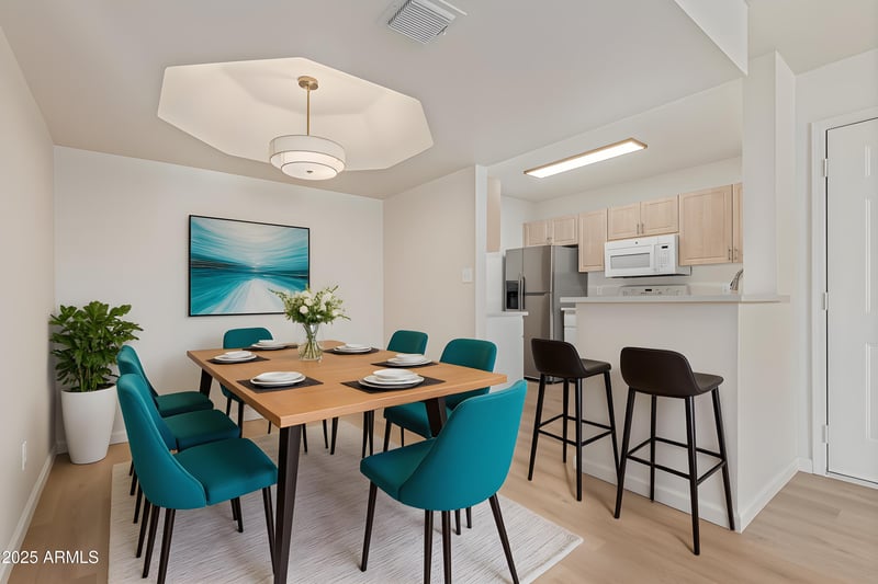 1880 Morten Ave #213, Phoenix, AZ 85020