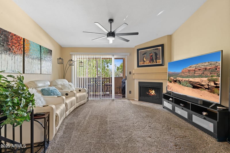 1880 Morten Ave #221, Phoenix, AZ 85020