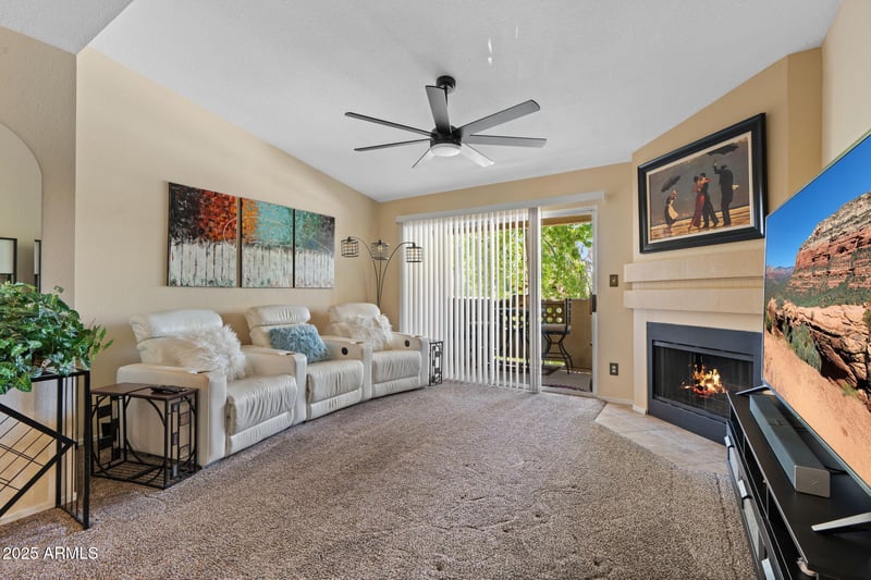 1880 Morten Ave #221, Phoenix, AZ 85020