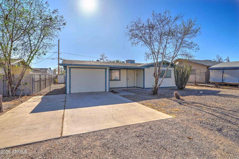 1880 Coconino Dr, Apache Junction, AZ 85120