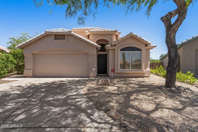 18801 N 1st Ave, Phoenix, AZ 85027