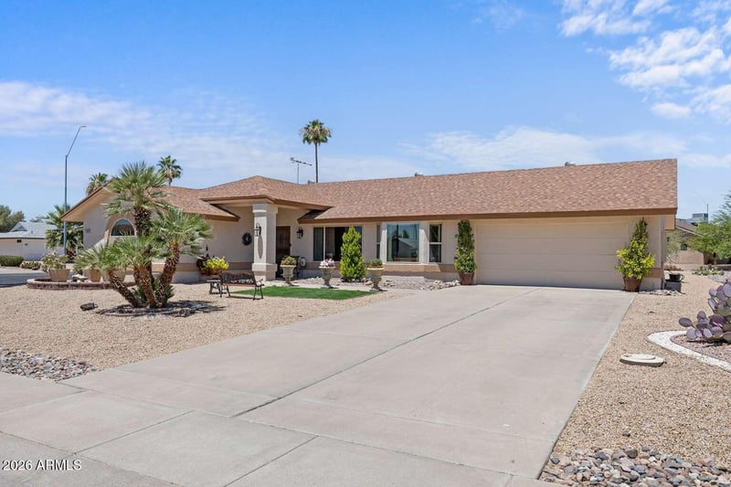 18802 Suncrest Ct, Sun City West, AZ 85375