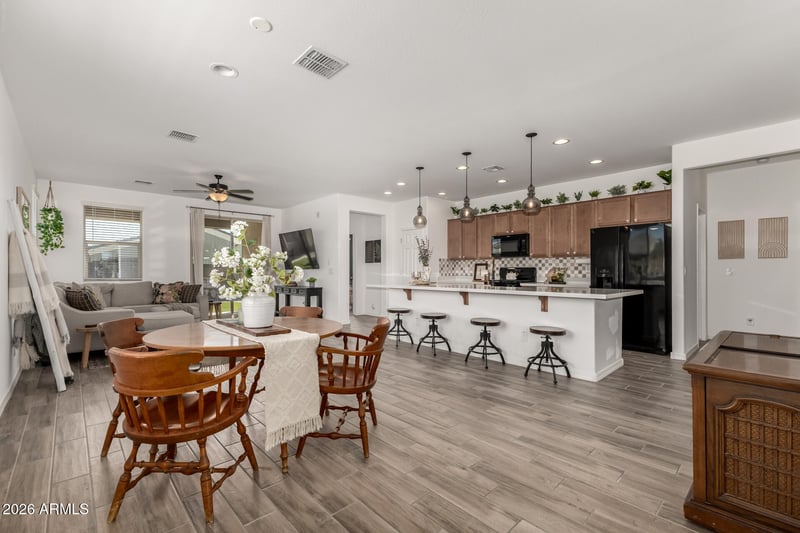 18803 Marissa Dr, Litchfield Park, AZ 85340