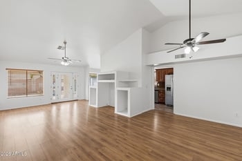 18807 N 50th Ave, Glendale, AZ 85308