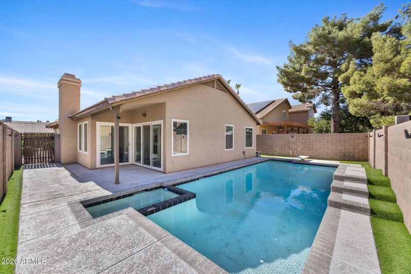 18809 43rd Pl, Phoenix, AZ 85050