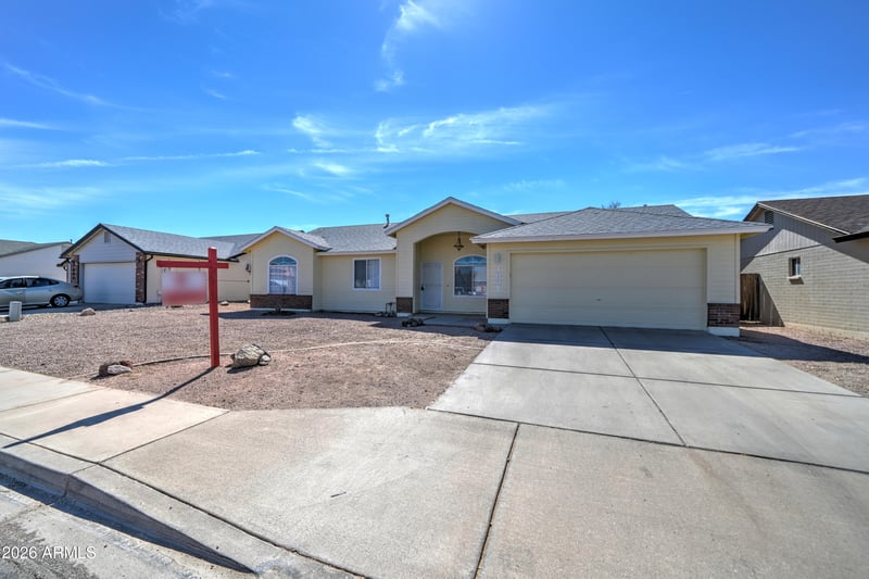 1881 12th Ave, Apache Junction, AZ 85120