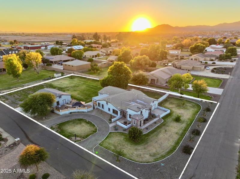 18811 College Dr, Litchfield Park, AZ 85340