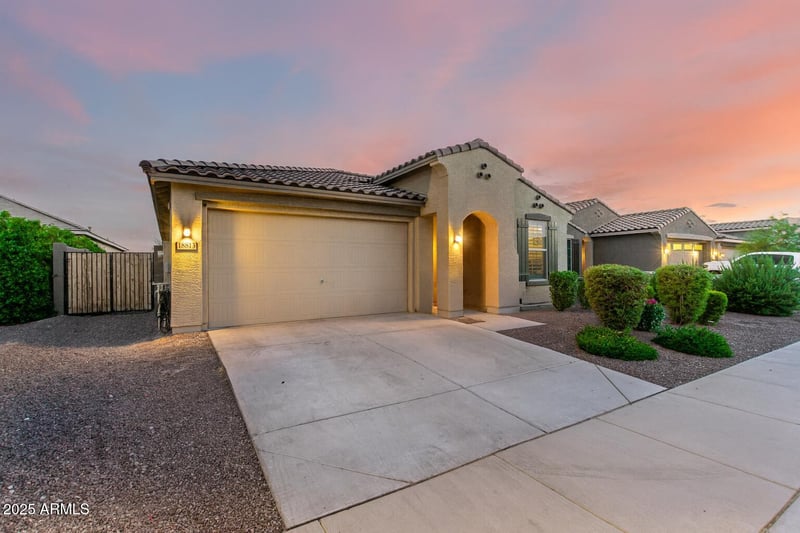 18813 Becker Ct, Surprise, AZ 85388