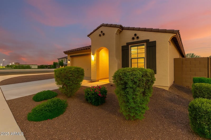 18813 Becker Ct, Surprise, AZ 85388