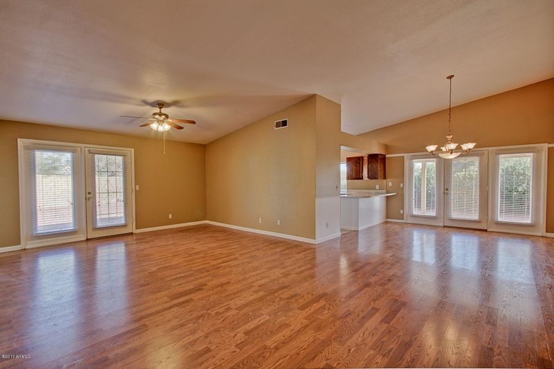 18819 N 43rd Dr, Glendale, AZ 85308