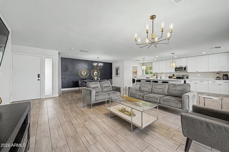 1882 Loma Vista Dr, Tempe, AZ 85282