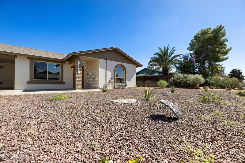 18821 17th Ave, Phoenix, AZ 85027