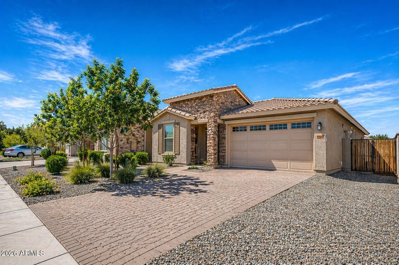 18822 Medlock Dr, Litchfield Park, AZ 85340