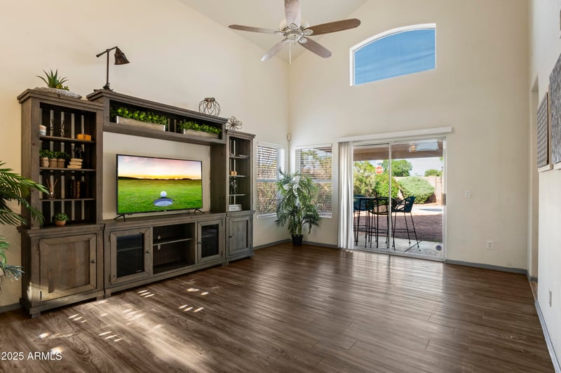 18823 39th Way, Phoenix, AZ 85050