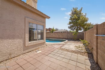 18825 43rd Pl, Phoenix, AZ 85050