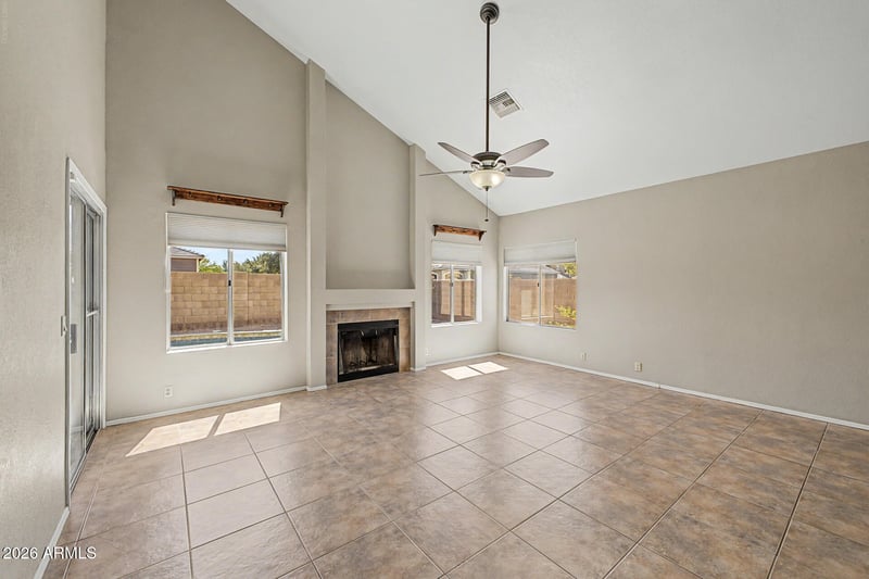18825 N 43rd Pl, Phoenix, AZ 85050