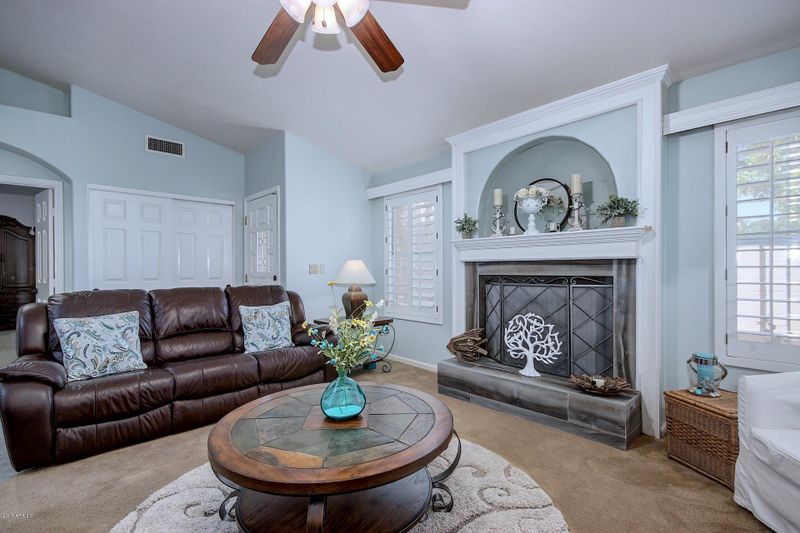 18827 N 68th Ave, Glendale, AZ 85308