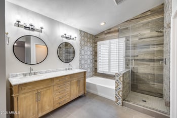 1883 Falcon Dr, Chandler, AZ 85286