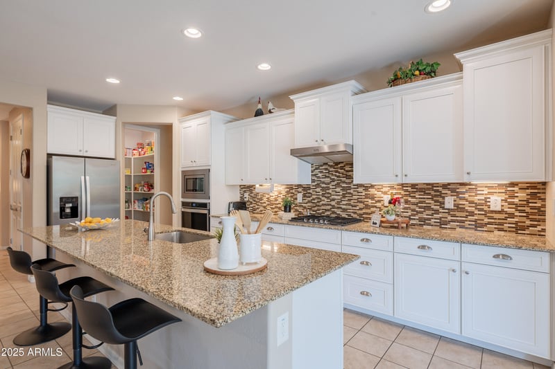 18831 Christy Dr, Surprise, AZ 85388