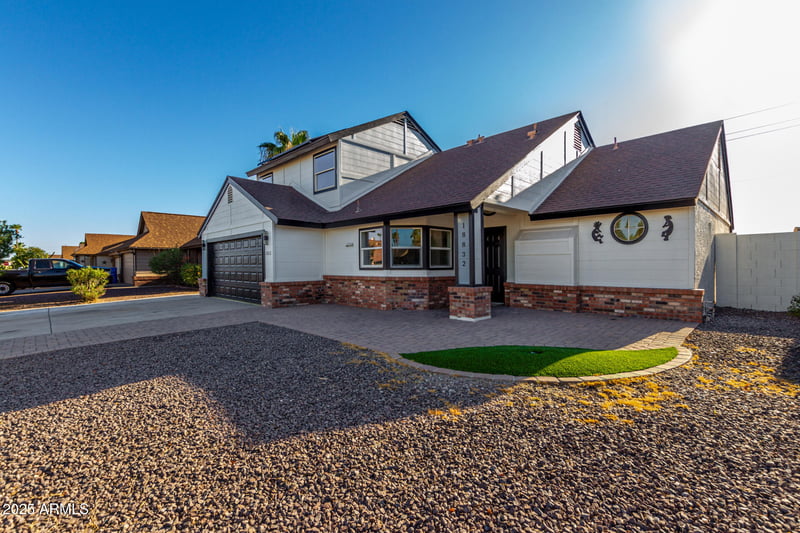 18832 50th Ave, Glendale, AZ 85308