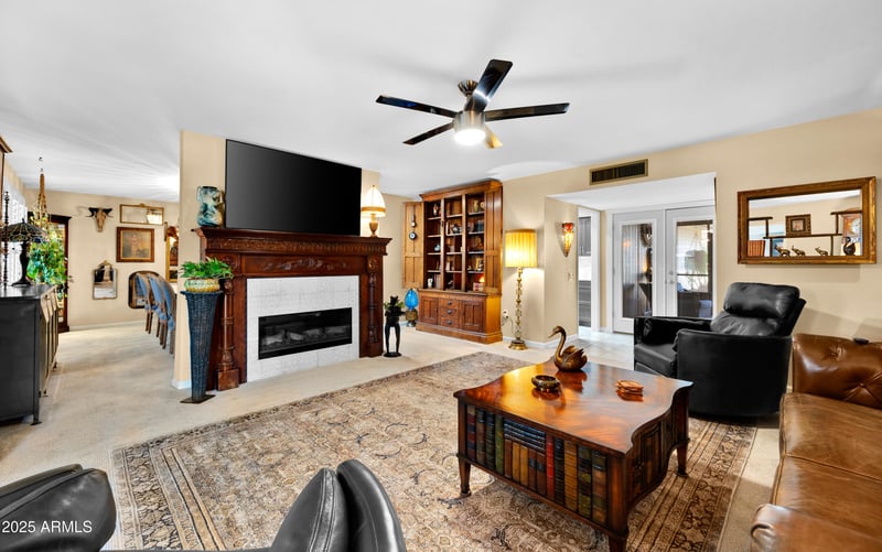 18835 Mayan Dr, Sun City, AZ 85373