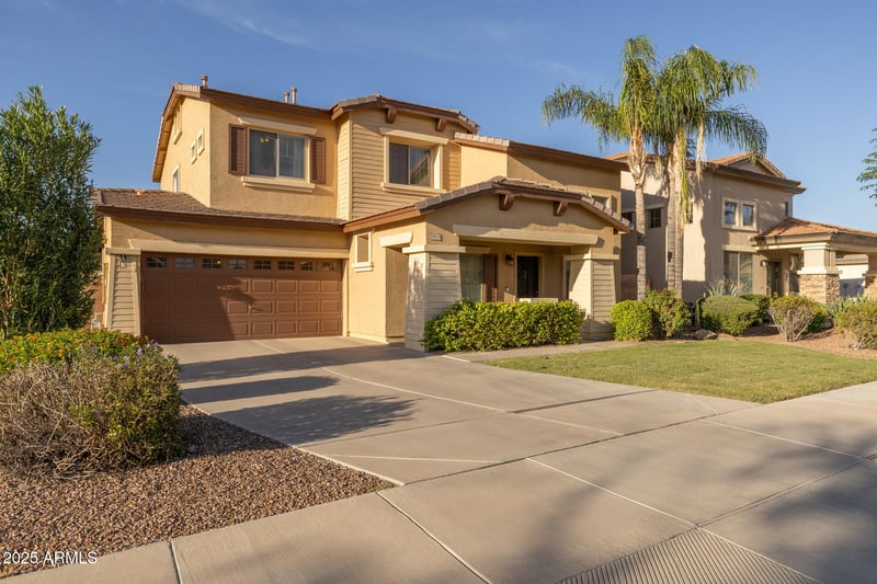 18838 Lark Dr, Queen Creek, AZ 85142